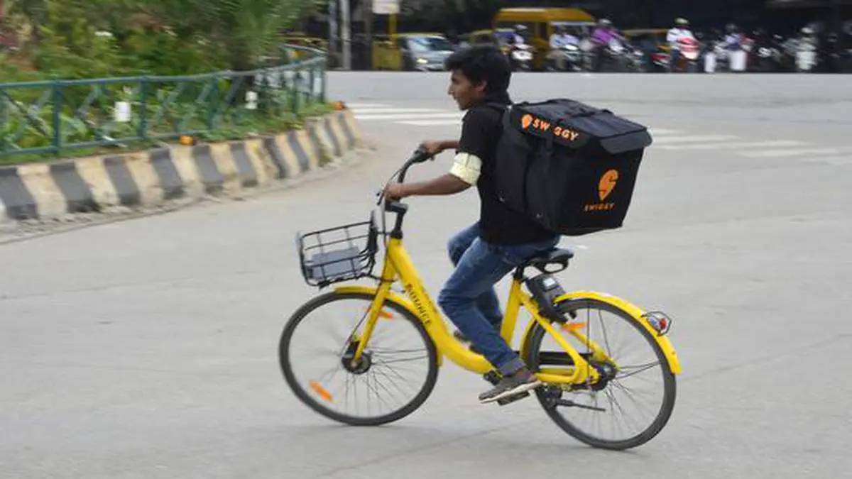 Swiggy cycle hot sale delivery