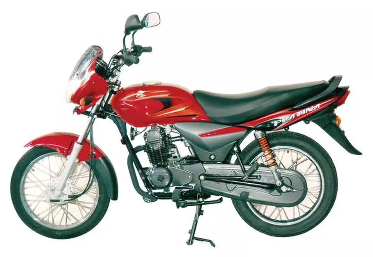 Bajaj platina 100 on road price hot sale