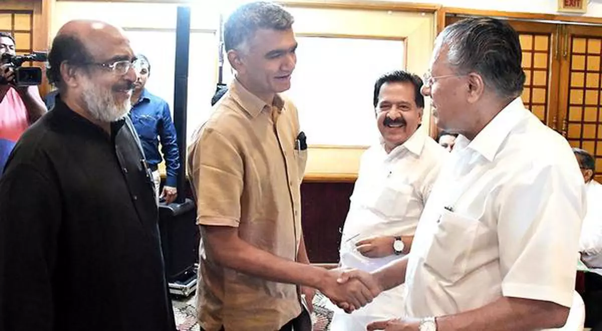 Common cause  Kerala Chief Minister Pinarai Vijayan (right) greets Karnataka Agriculture Minister Krishna Byre Gowda at the conclave of Finance Ministers of southern States, in Thiruvananthapuram on Tuesday. Kerala Finance Minister Thomas Isaac (left) and Leader of Opposition Ramesh Chennithala are also seen