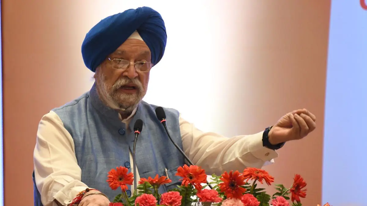 India plans smaller refineries to achieve 450 mmtpa  refining capacity: Hardeep Singh Puri