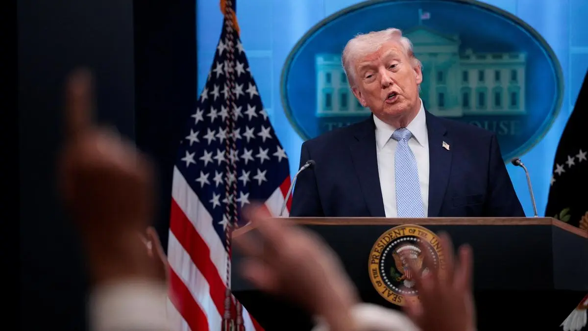 May run for Venezuelan President, jokes Trump