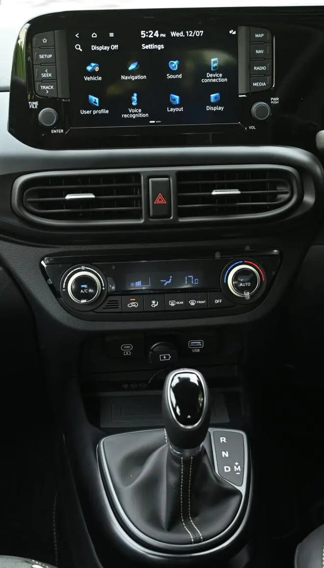 The digital instrument cluster with 4.2-inch TFT MID display had a few variations The digital instrument cluster with 4.2-inch TFT MID display had a few variations