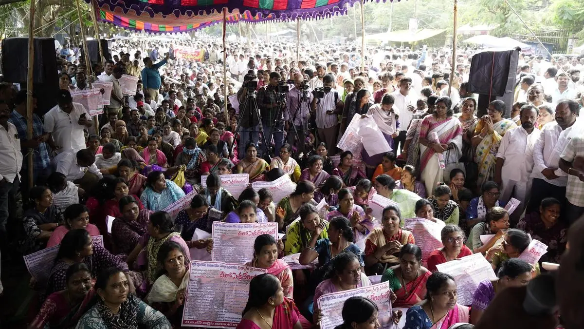 TGRTC employees begin indefinite strike, bus services disrupted across Telangana