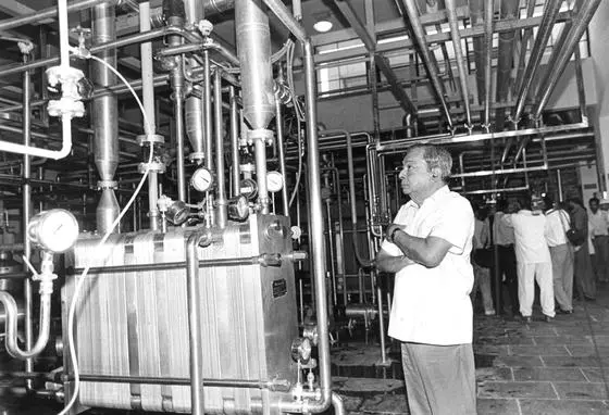 From the L&T Silkborg plate pasteuriser that he installed at the Amul Diary in 1950, to the state-of-the-art model dairy plant at the National Dairy Research Institute in Karnal, Haryana, Dr. Verghese Kurien has seen it all. The Operation Flood programme, which he nurtured, has resulted in a tripling of milk production to 70 million tonnes in less than 25 years.