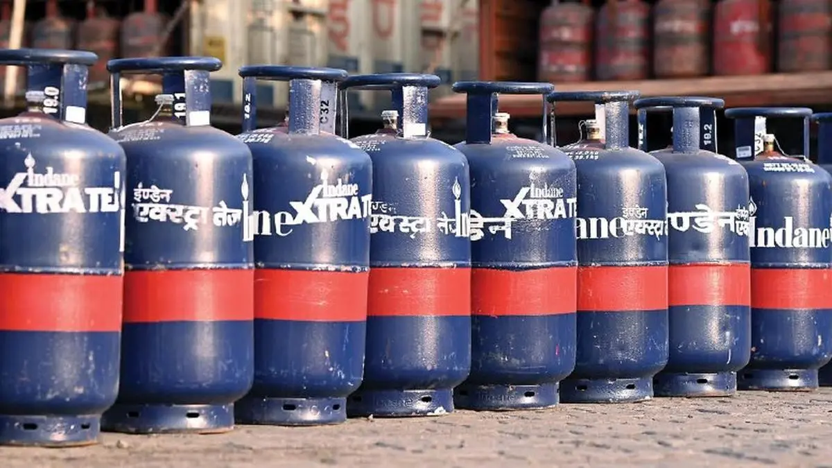 LPG shortage hits restaurants across India, industry urges essential status
