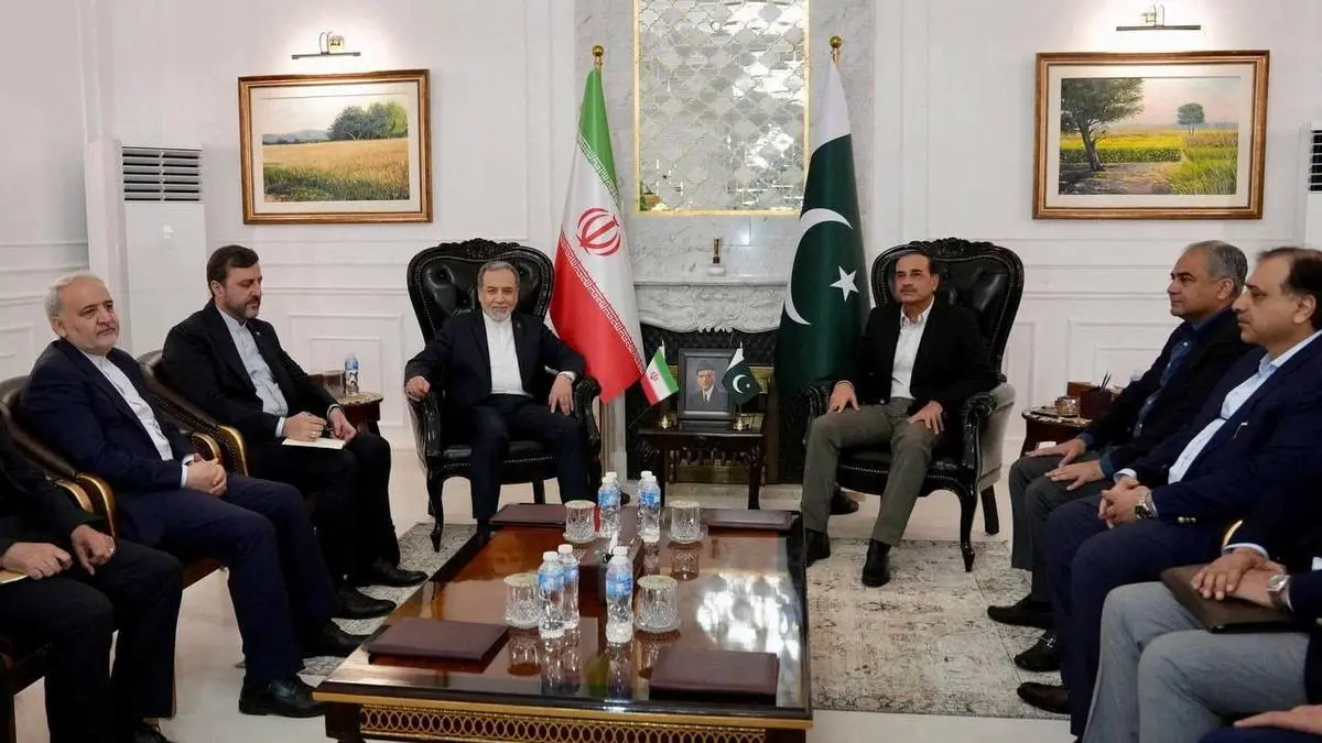 Iran foreign minister Araghchi meets Pakistan Army chief Munir