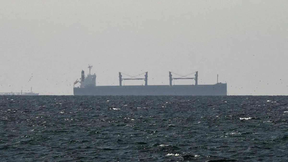 The Razor Edge of the Hormuz Transit