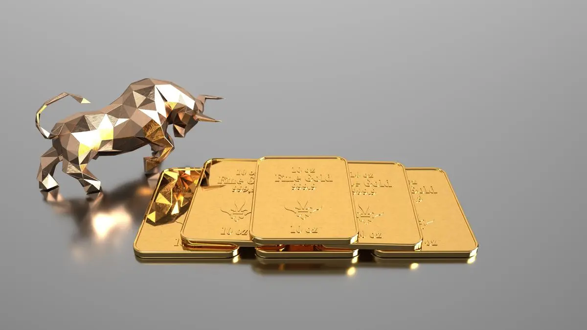 Gold futures trade higher at ₹1.51 lakh/10g