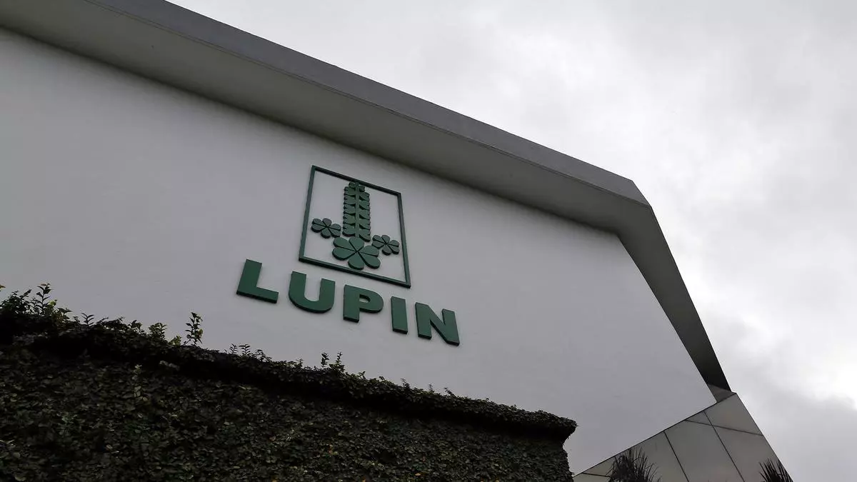 Stock to sell today: Lupin (₹2,037.05)