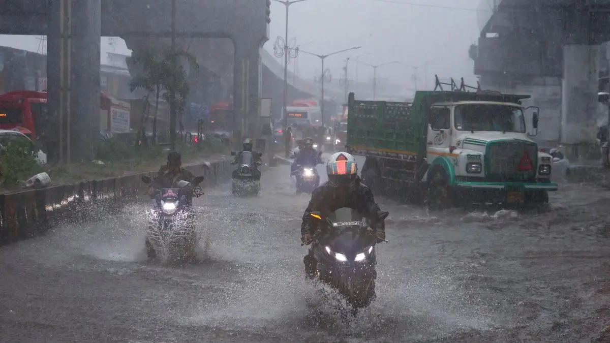 Intermittent showers in Mumbai; harbour line train services back on track