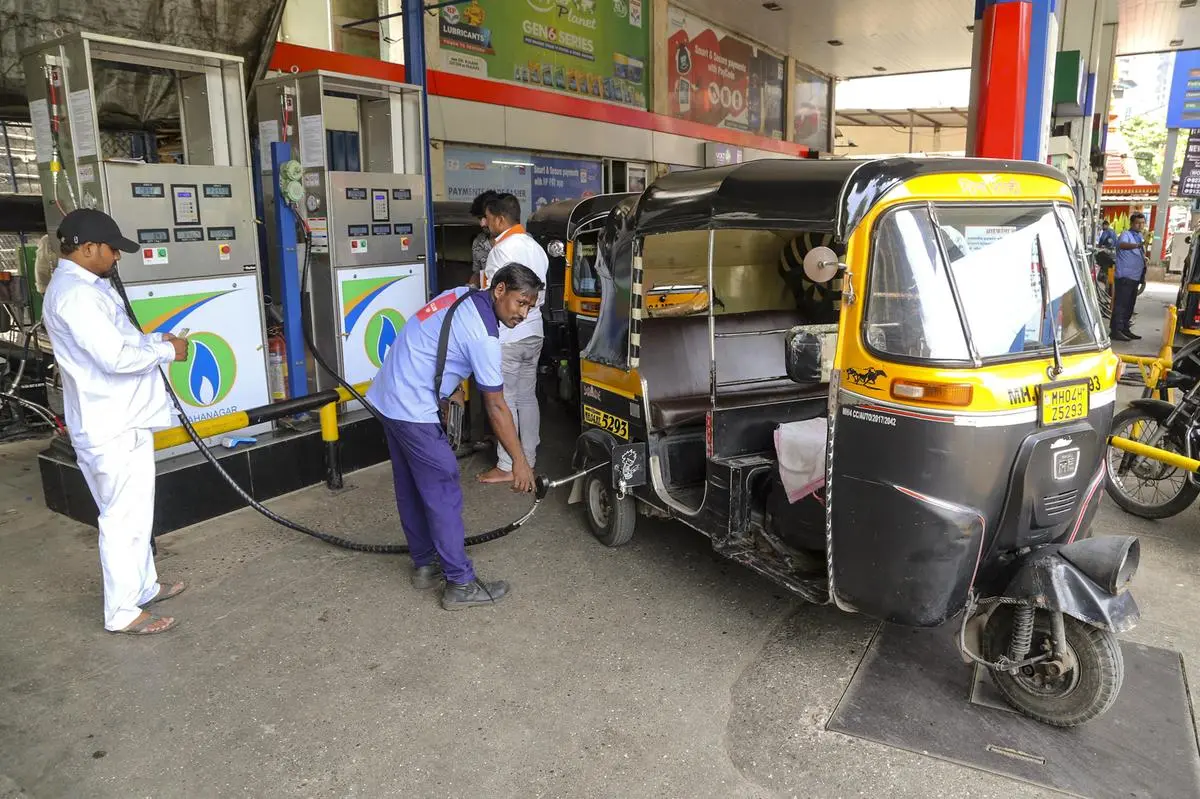 thehindubusinessline.com - CNG price in Chennai raised to ₹95 per kg, auto drivers seek fare revision