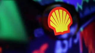 The six-month ban on making an offer for over 30 per cent of BP’s shares can be shortened if another bidder for BP emerges or if BP invites an offer, according to the regulations