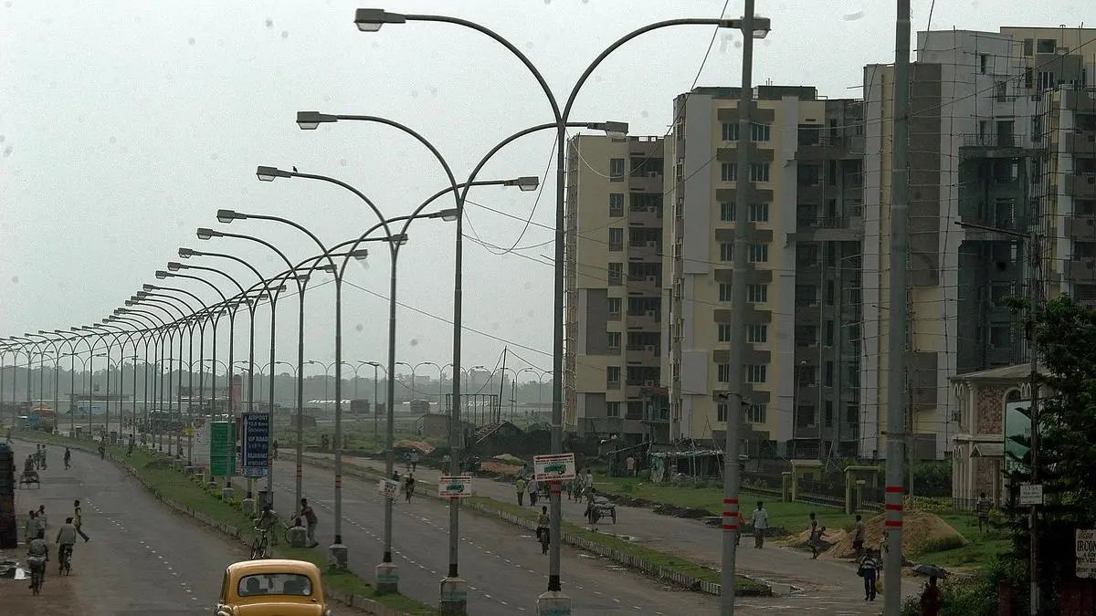 Corporate Exodus from Bengal: Over 2,200 firms relocate in five years - The  Hindu BusinessLine