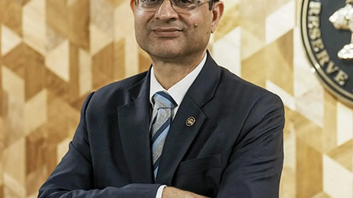RBI Governor Sanjay Malhotra to convene first pre-policy meet with industry leaders on January 22