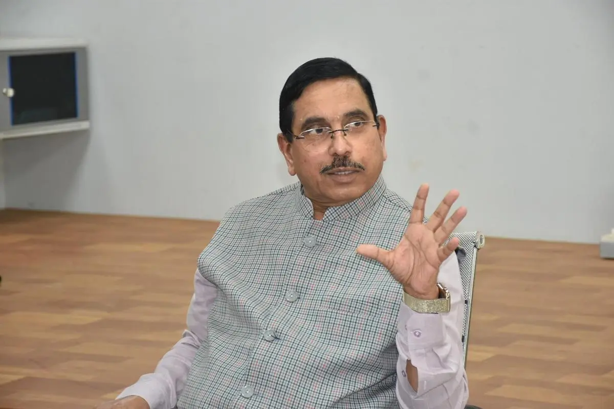 thehindubusinessline.com - Nearly one-third of record peak demand of 256 GW met through renewable energy: Joshi