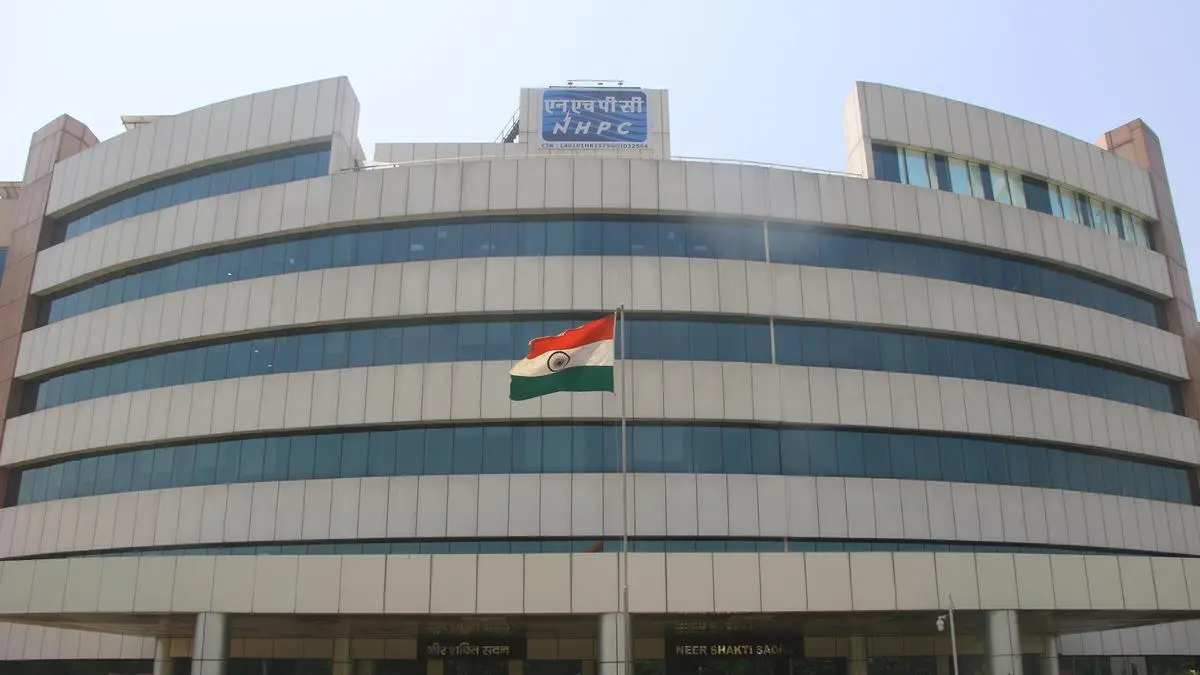 NHPC Q4 profit rises 52% in Q4 to ₹919 crore; FY25 profit slips 15%