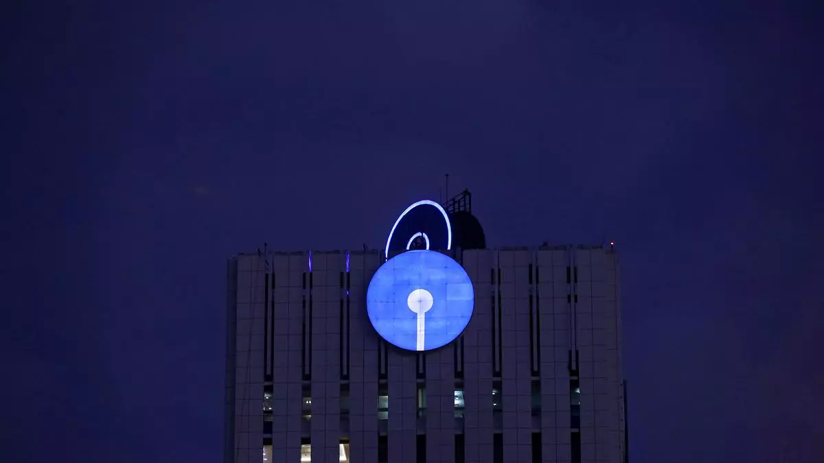 SBI to raise up to  billion in FY24 from overseas markets