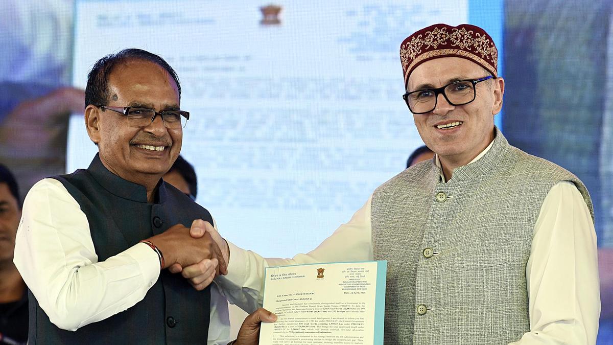 Omar Abdullah calls Shivraj Chouhan ‘true friend’ at Srinagar event