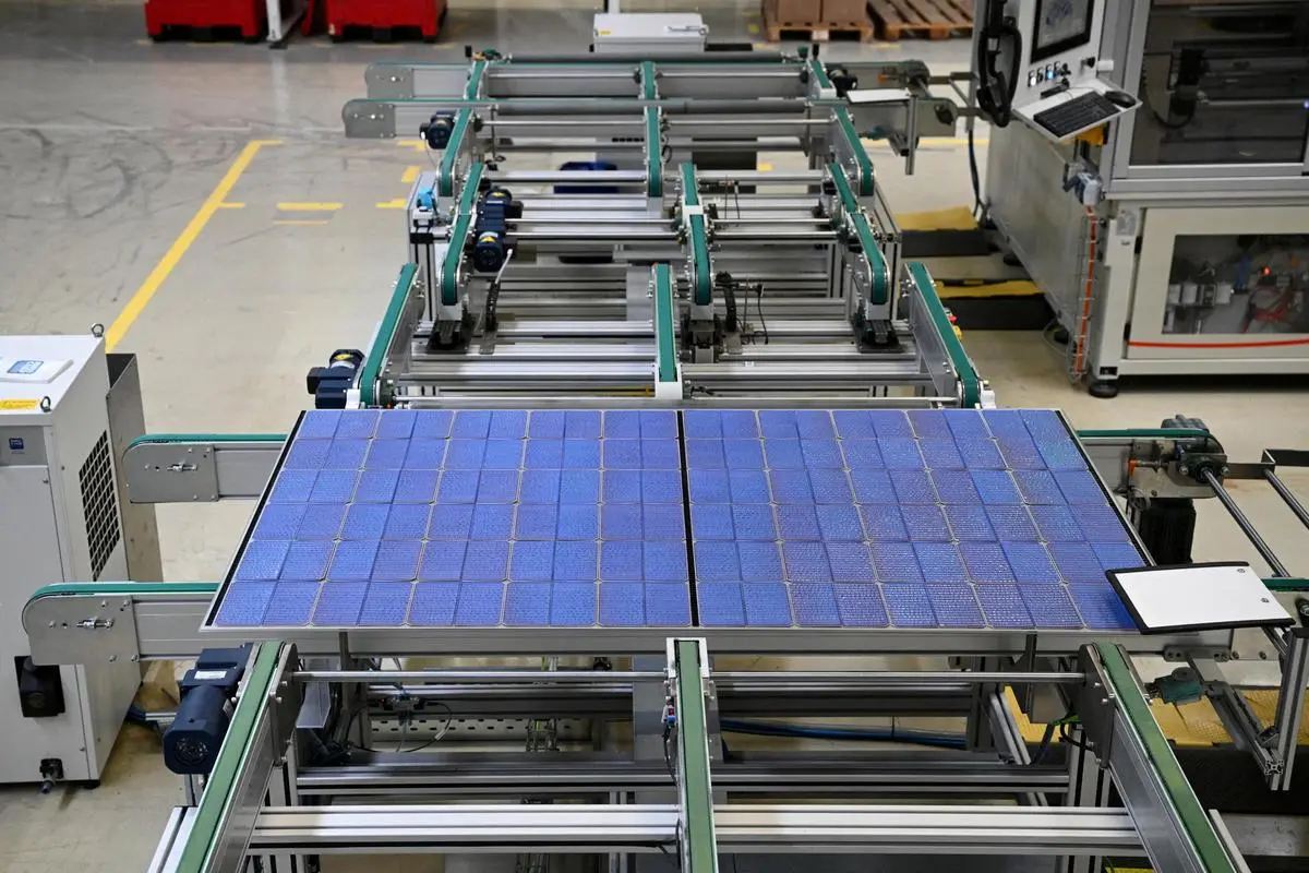 thehindubusinessline.com - MNRE's June 2026 ALMM mandate pushes up India's solar cell production