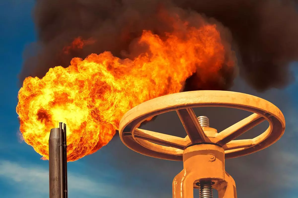 Oil industry emits methane when gas is flared