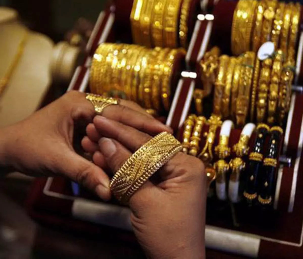 Unlike treasury bonds, gold is not an interest-bearing asset, and its attraction falls when safe alternatives like US treasury bonds begin to yield more
