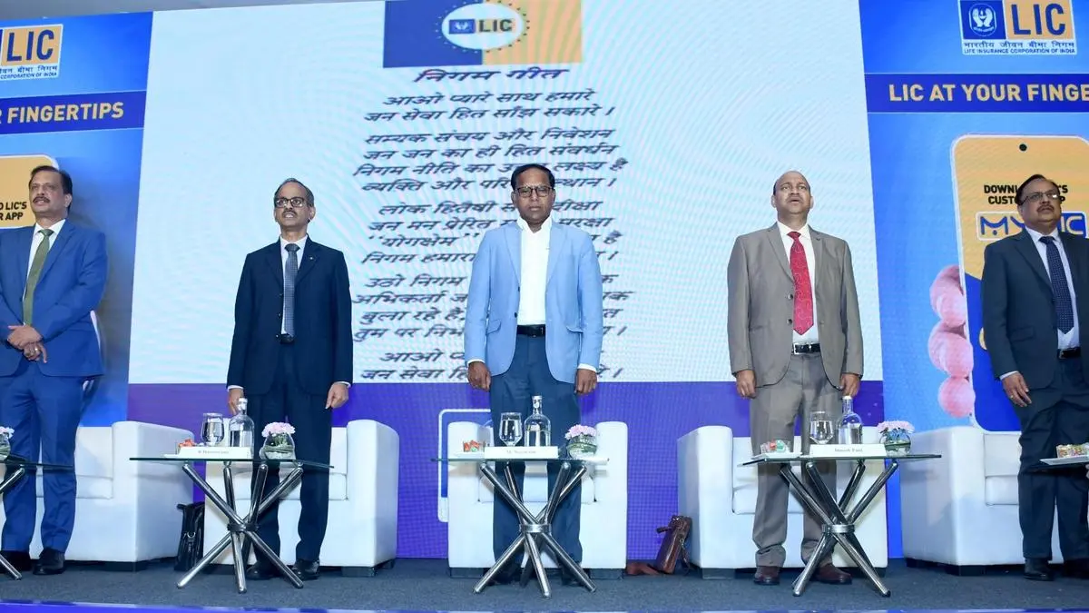 Insurers need to make payouts quick and frictionless, says DFS Secretary