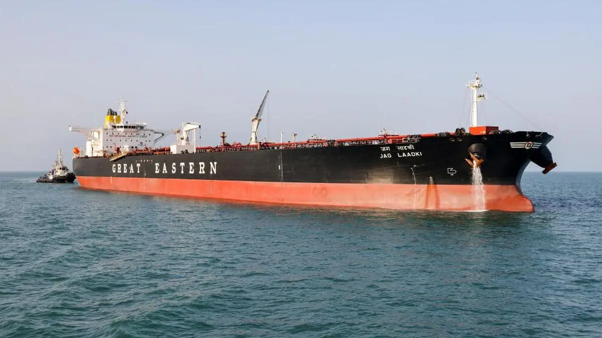 Indian crude oil tanker “Jag Laadki” docks at Mundra with UAE shipment
