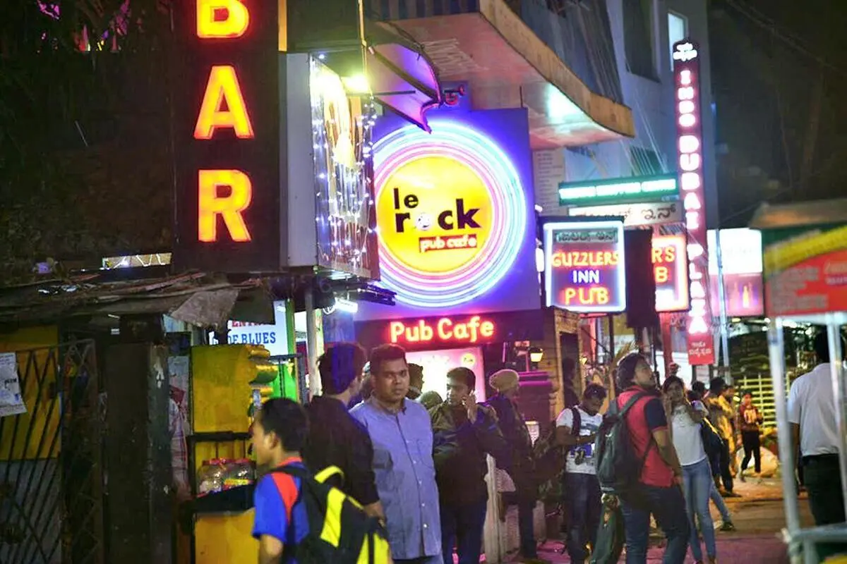 thehindubusinessline.com - Government blames rain; industry blames taxes as Karnataka's beer sales drop 20%