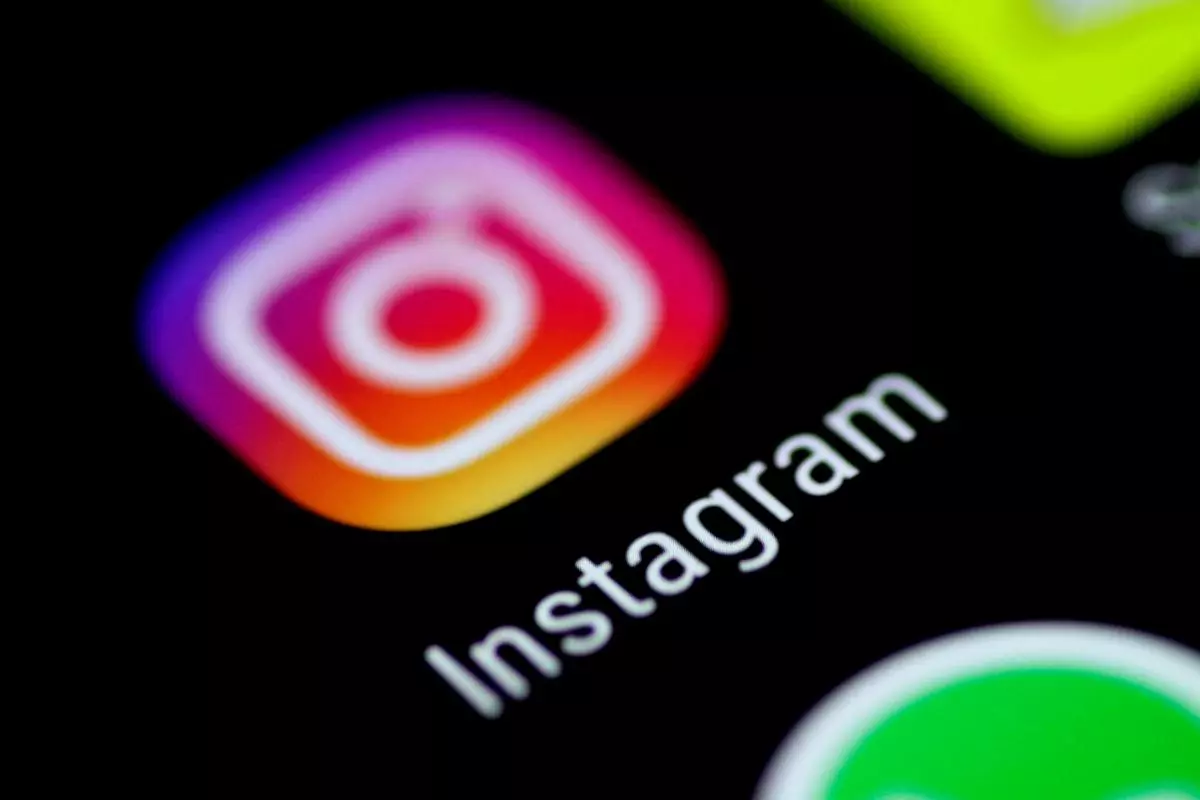 Instagram brings new features, including notes, group profiles, candid  stories - The Hindu BusinessLine