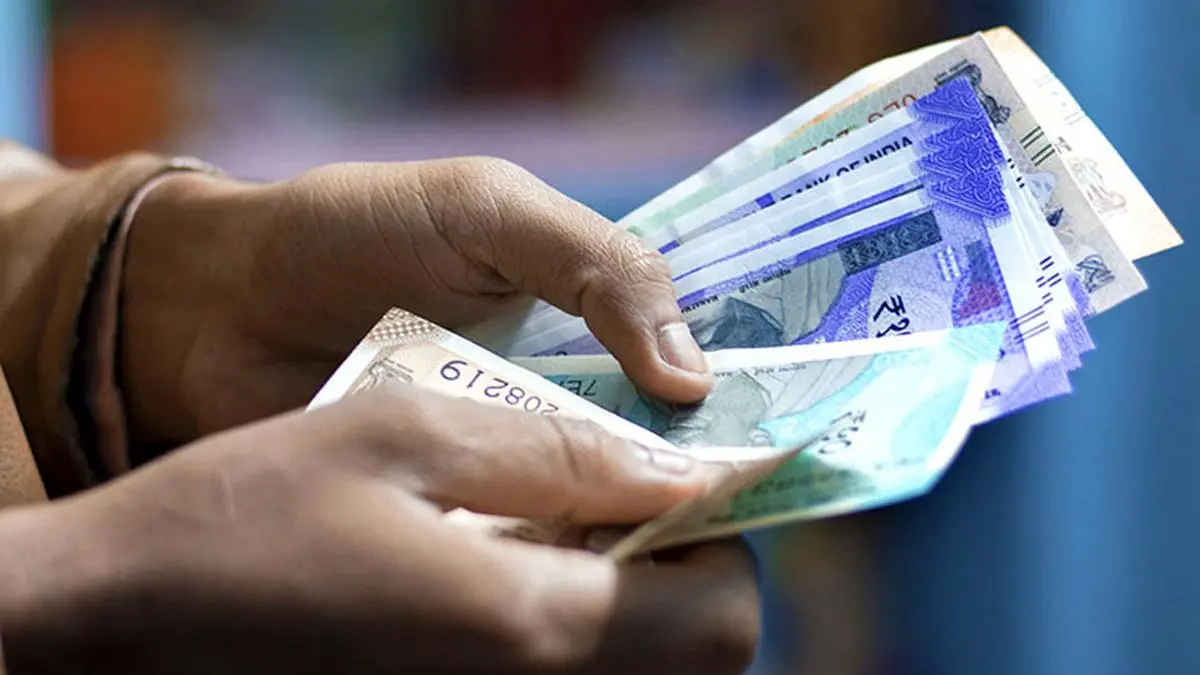 Rupee declines 21 paise to 85.60 against US dollar