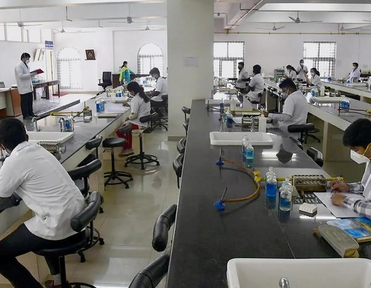 thehindubusinessline.com - Karnataka to collaborate with medical colleges to strengthen govt health centres