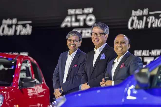 Maruti Suzuki India (MSIL) MD & CEO Hisashi Takeuchi with Senior Executive Director, Marketing & Sales, Shashank Srivastava (R) and Chief Technical Officer CV Raman (L) at the launch of the new Alto K10, in New Delhi, Thursday, Aug 18, 2022. Maruti Suzuki India (MSIL) MD & CEO Hisashi Takeuchi with Senior Executive Director, Marketing & Sales, Shashank Srivastava (R) and Chief Technical Officer CV Raman (L) at the launch of the new Alto K10, in New Delhi, Thursday, Aug 18, 2022.