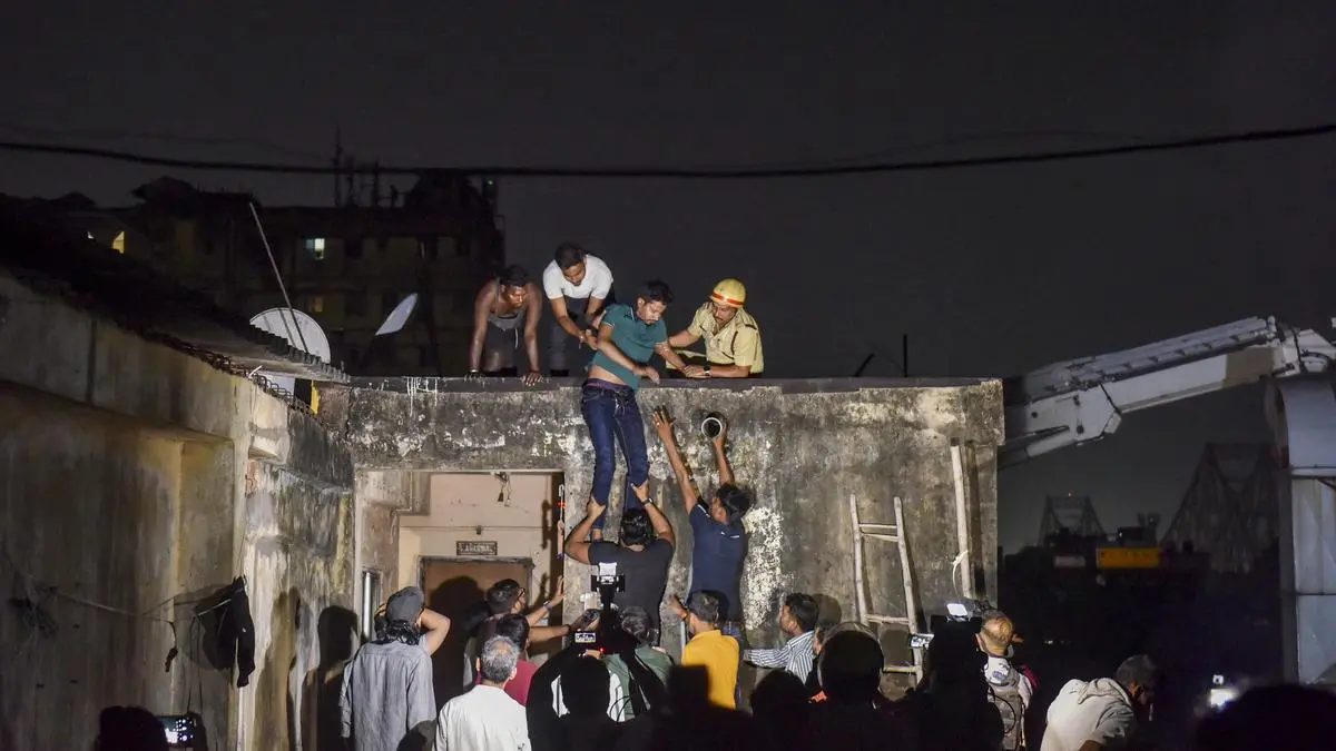 At least 14 killed in Kolkata hotel fire, rescue operations underway do sex