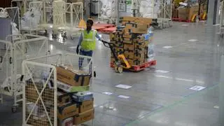 Riding on this momentum, Amazon and Flipkart have announced large-scale expansions of their supply chain infrastructure