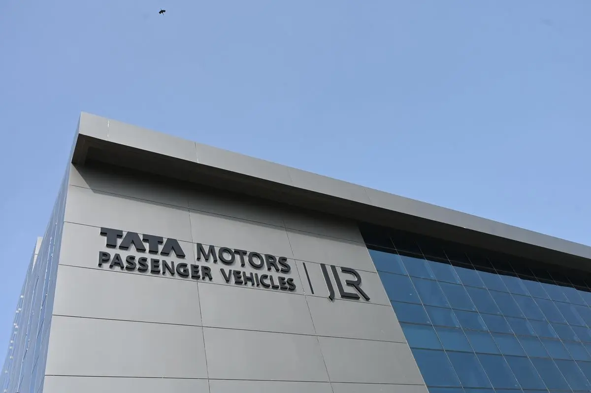 thehindubusinessline.com - Tata Motors says VRS was union-driven, not aimed at cost-cutting