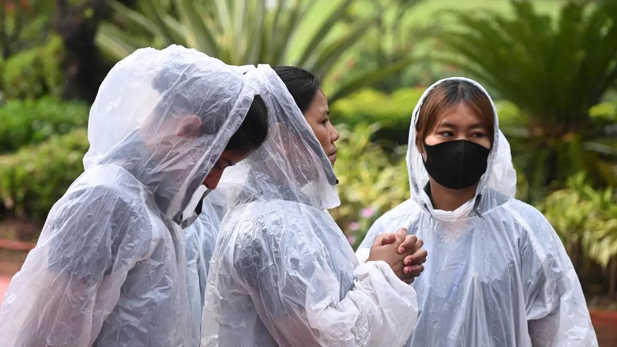 Parts of Delhi gets light rain, IMD issues yellow alert