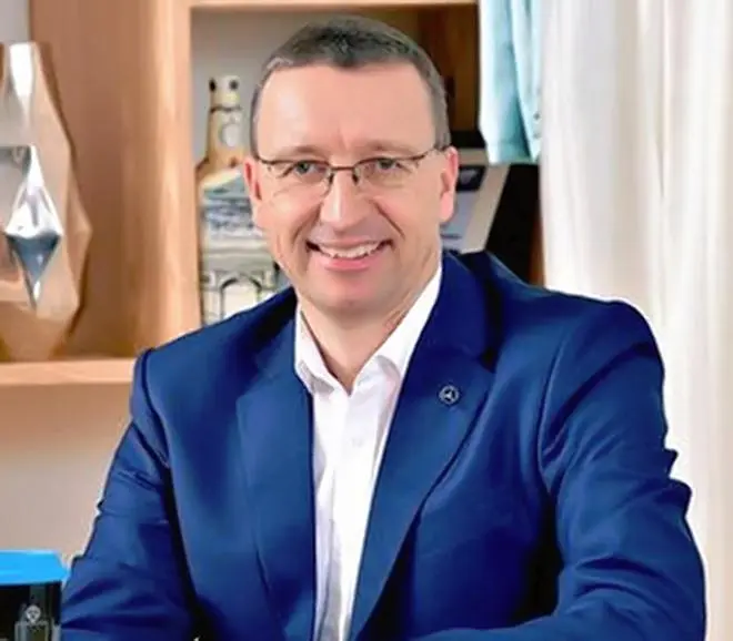 Martin Schwenk, MD and CEO, Mercedes-Benz India Martin Schwenk, MD and CEO, Mercedes-Benz India