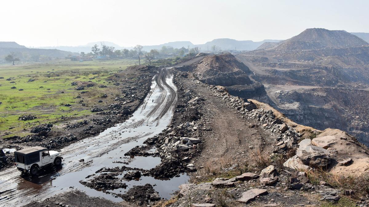 Jharkhand Government Launches Country's Maiden Mining Tourism Initiative, Inks Pact with Coal India Arm