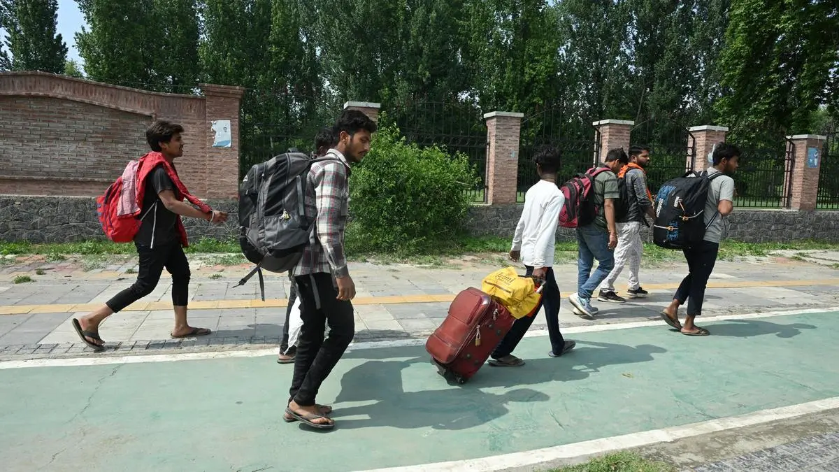 Return of migrant workers signals economic revival in Kashmir Valley