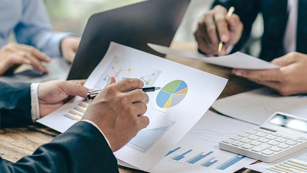 How market corrections during global conflicts create long-term opportunities