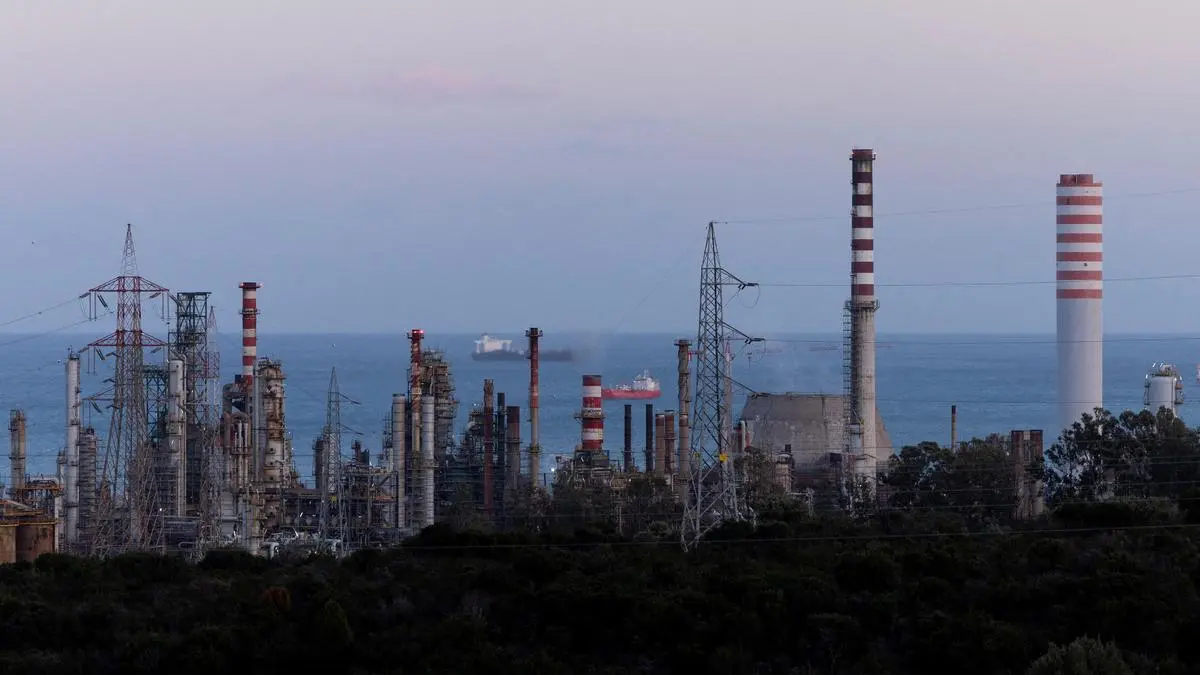 Why Iran Is Bracing for a Massive Refining Comeback in Under Sixty Days