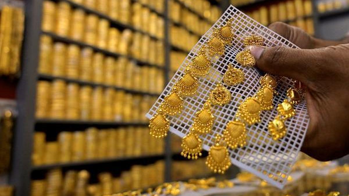 Today’s Gold Rate in India on May 15, 2026: Gold prices down in Ahmedabad, Mumbai, Kolkata, Bengaluru, Delhi and Chennai