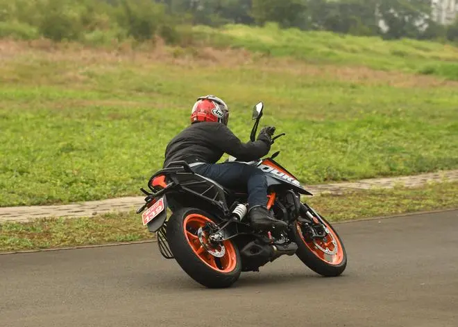 Six years after the second-gen was introduced, KTM is launching the third-gen with a complete redesign and an engineering overhaul of all the features that has endeared this motorcycle to its fans Six years after the second-gen was introduced, KTM is launching the third-gen with a complete redesign and an engineering overhaul of all the features that has endeared this motorcycle to its fans