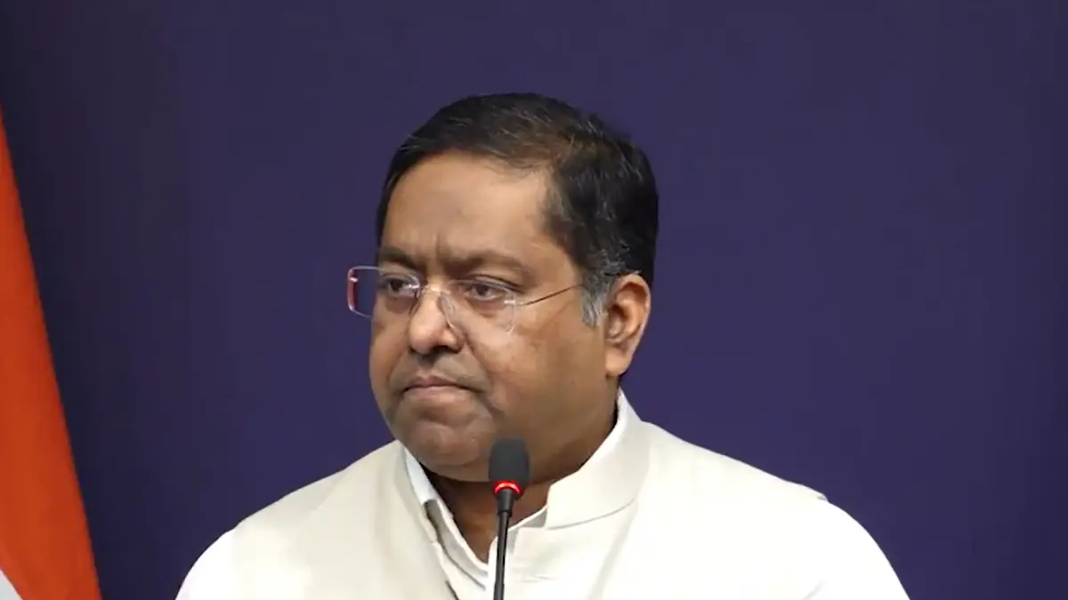 India hits out at Pakistan: Clandestine nuclear activities part of its history