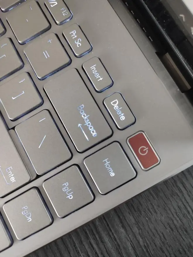 You can scan your fingerprint on the Power button to log in to the system. You can scan your fingerprint on the Power button to log in to the system.