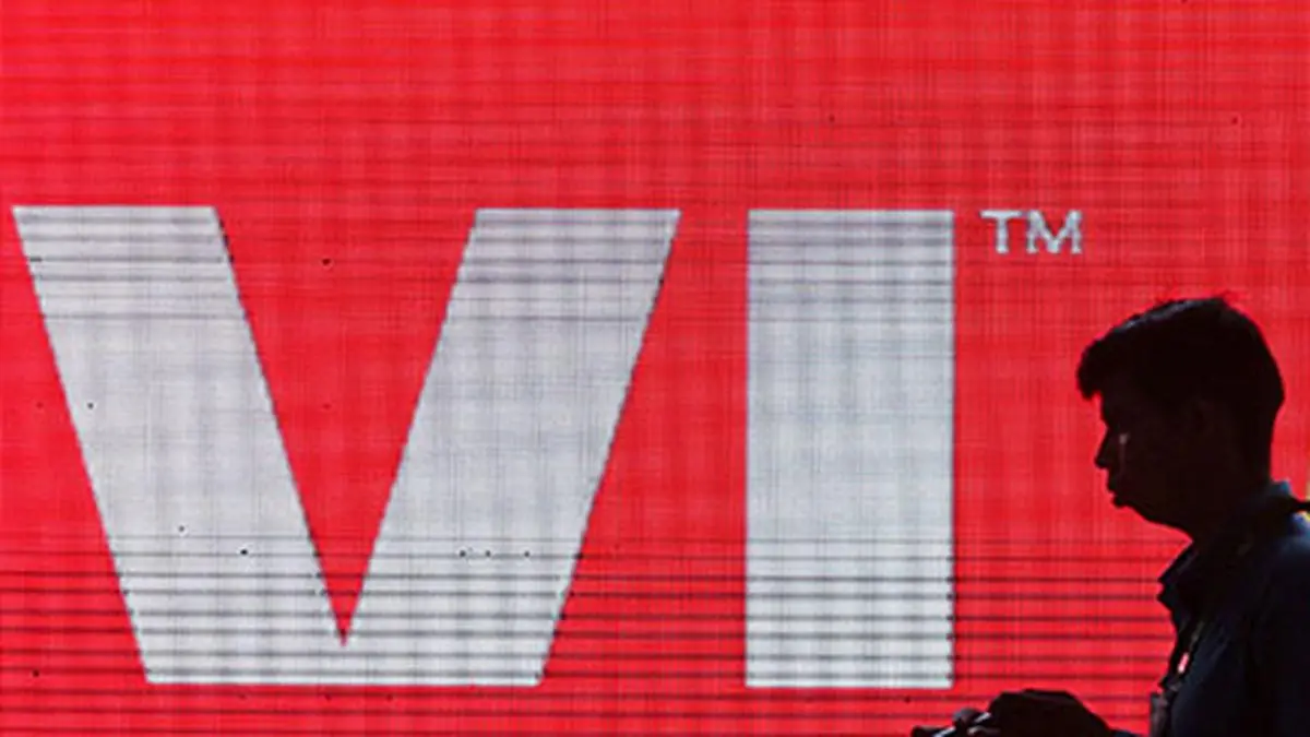 Vodafone Idea’s Q3 net loss narrows 5.3% to ₹6,609 crore 