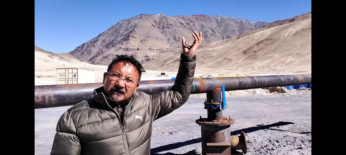 Nawang Thinless making a point at ONGC’s drill site