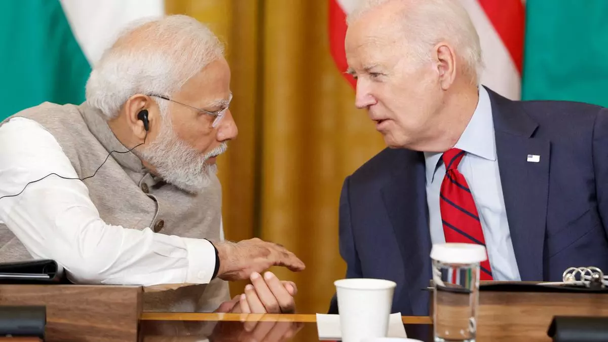 El primer ministro Modi informa al presidente Biden sobre la visita a Ucrania y cuestiones regionales