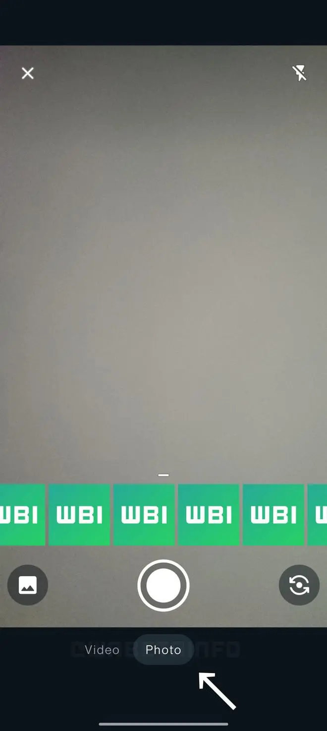 WhatsApp Camera mode on Android WhatsApp Camera mode on Android