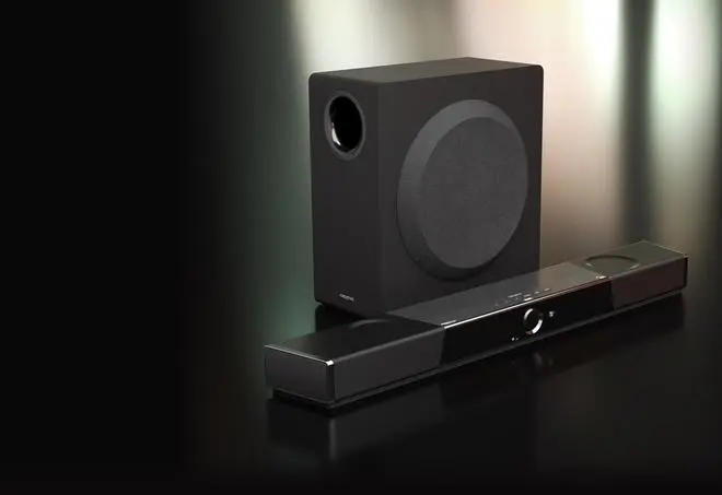The main soundbar has quite a few speakers in it The main soundbar has quite a few speakers in it